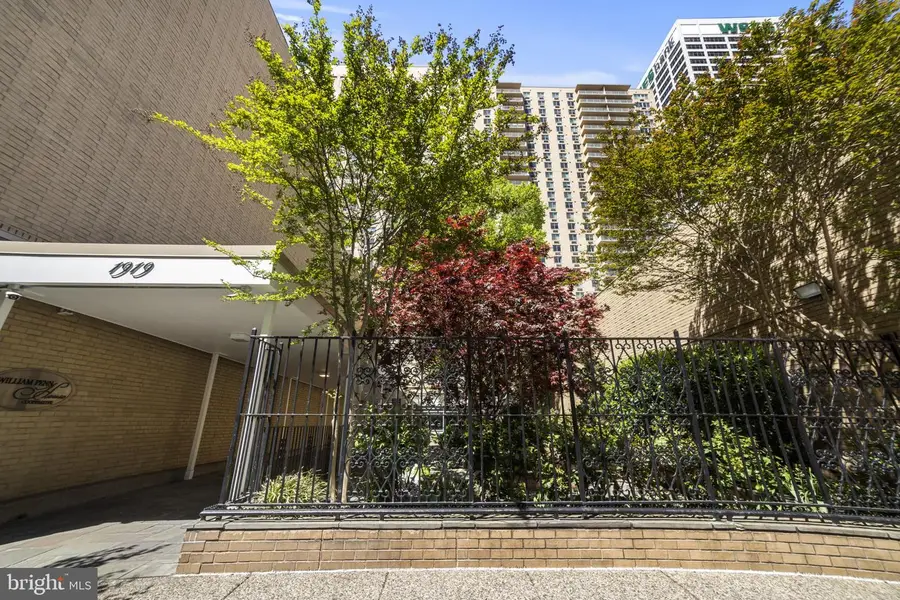 1919 Chestnut St #2901/02/24, Philadelphia, PA 19103 - #3