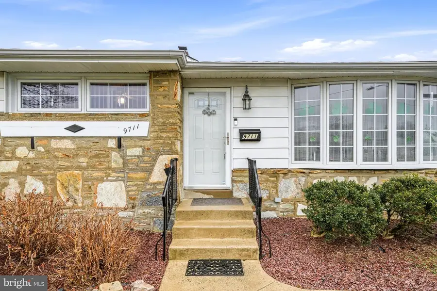9711 Dedaker St, Philadelphia, PA 19115 - #3