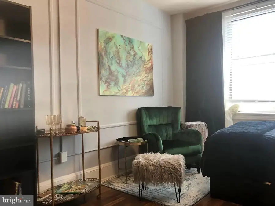 1324 Locust St #1403, Philadelphia, PA 19107 - #3