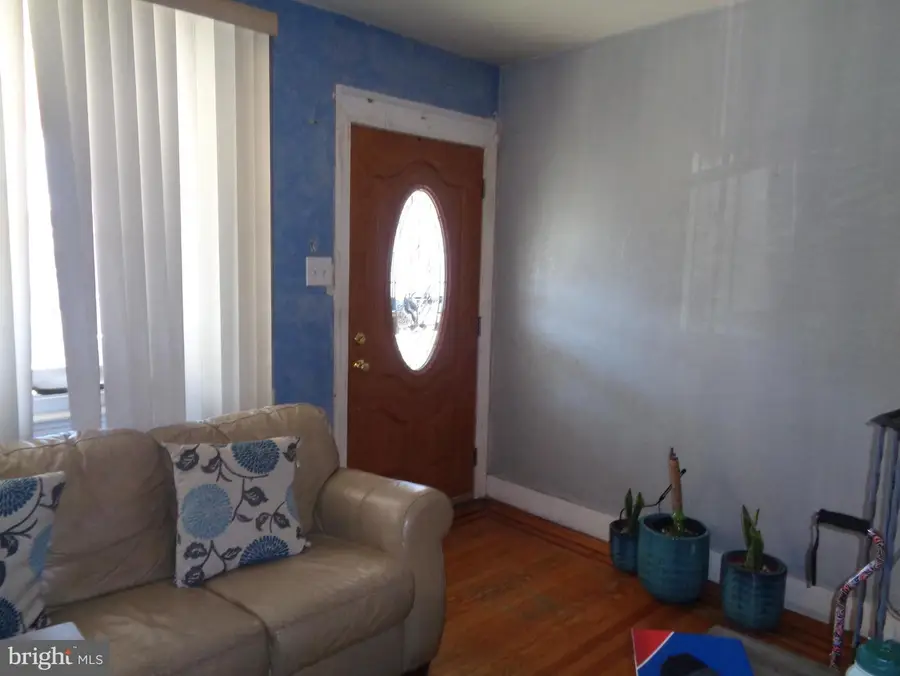 187 W Spencer Street, Philadelphia, PA 19120 - #2