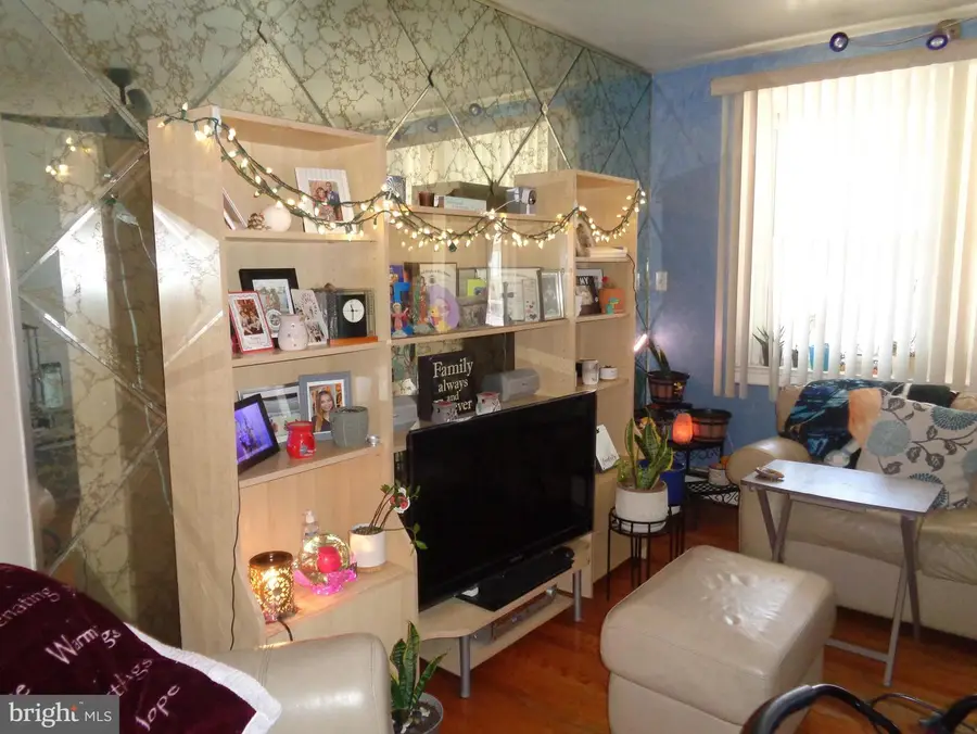 187 W Spencer Street, Philadelphia, PA 19120 - #3