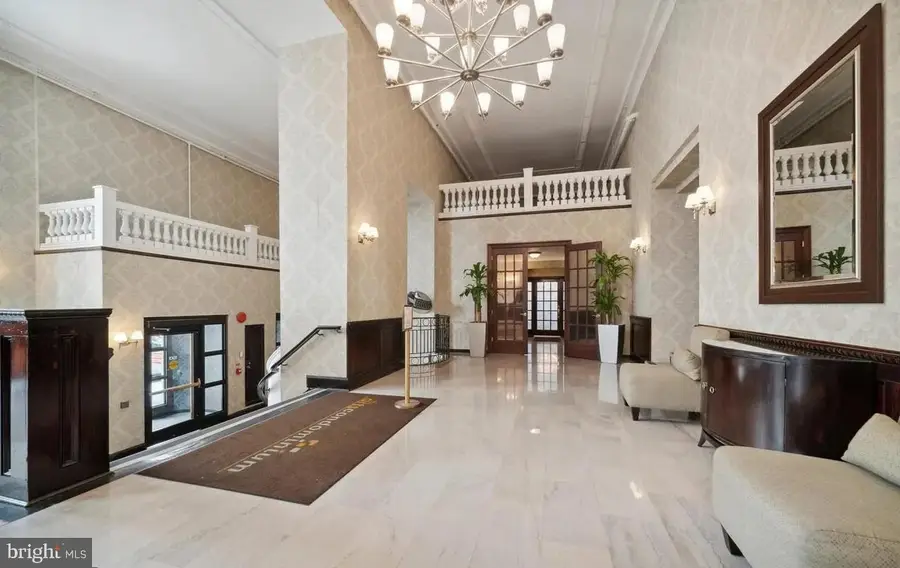 1324-00 Locust St #205, Philadelphia, PA 19107 - #2