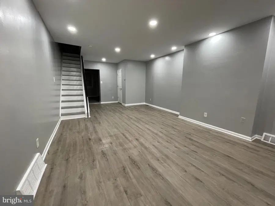 1922 Page St, Philadelphia, PA 19121 - #3