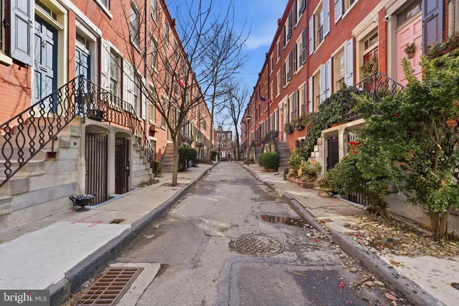 1918 Waverly St, Philadelphia, PA 19146 - #3