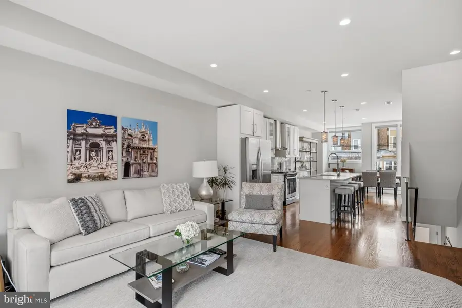 857 Corinthian Ave, Philadelphia, PA 19130 - #3