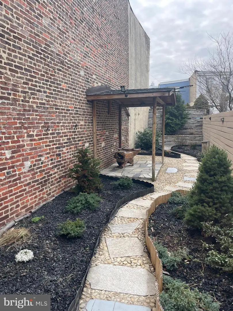 126 Tasker St, Philadelphia, PA 19148 - #1