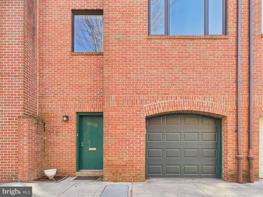 2036 Appletree St, Philadelphia, PA 19103 - #2