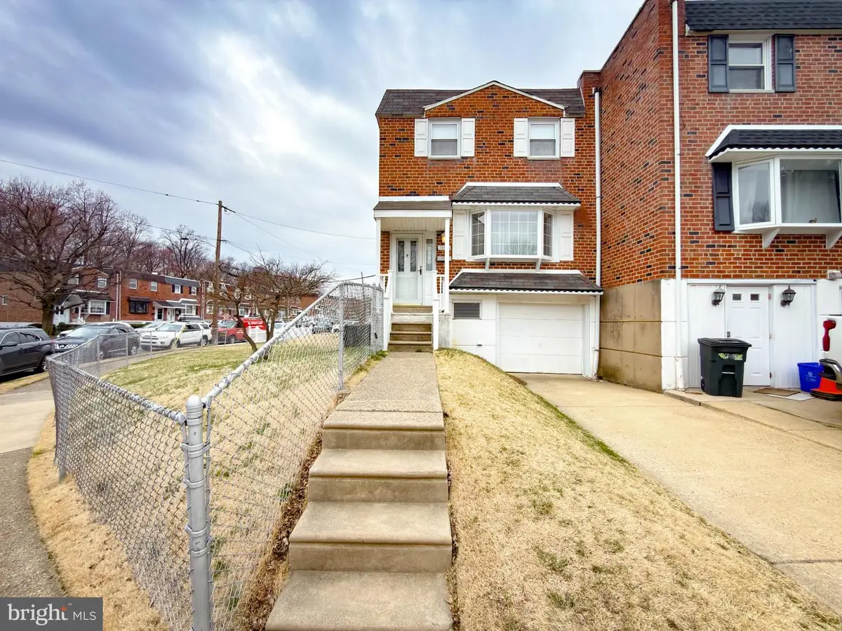 12839 Elnora Rd, Philadelphia, PA 19154 - #1