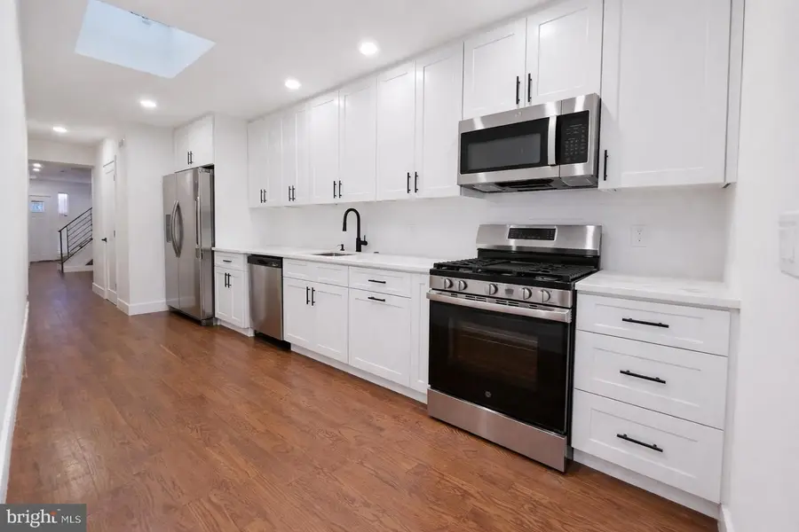 1307 N Randolph St, Philadelphia, PA 19122 - #3