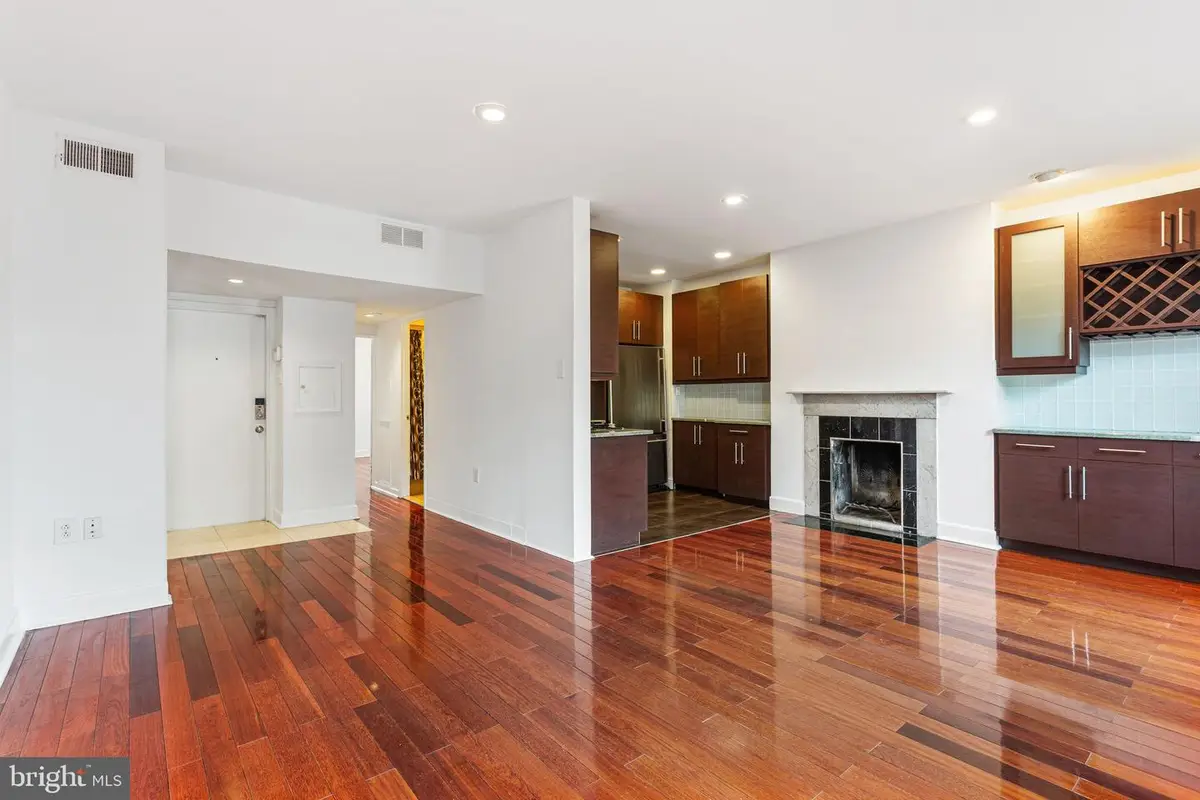 903-05 Clinton St #3f, Philadelphia, PA 19107 - #1