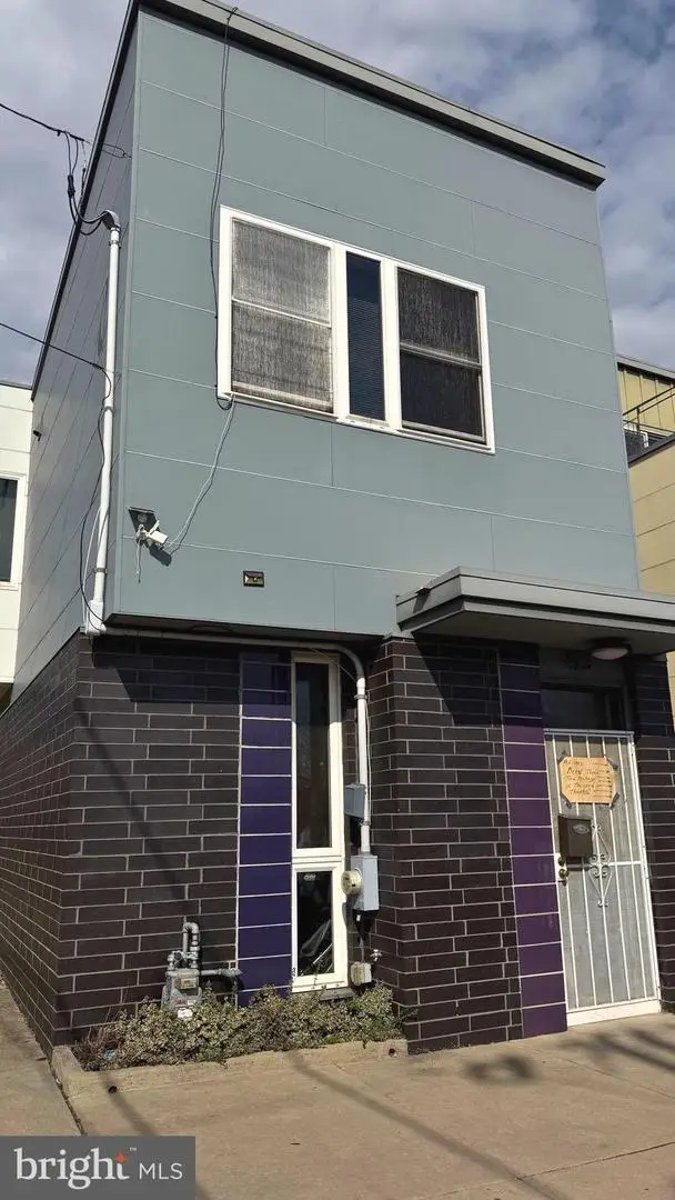 421-23 W Susquehanna Ave, Philadelphia, PA 19122 - #1