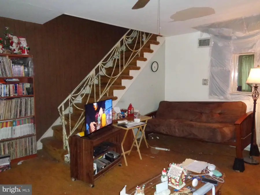 6350 Cardiff St, Philadelphia, PA 19149 - #2