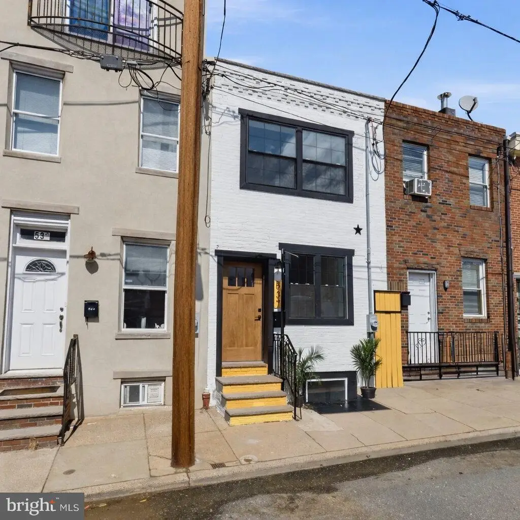 537 Titan St, Philadelphia, PA 19147 - #1