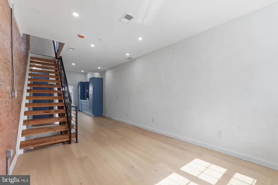 537 Titan St, Philadelphia, PA 19147 - #2