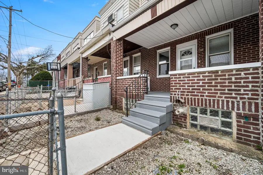 136 W Clarkson Ave, Philadelphia, PA 19120 - #3