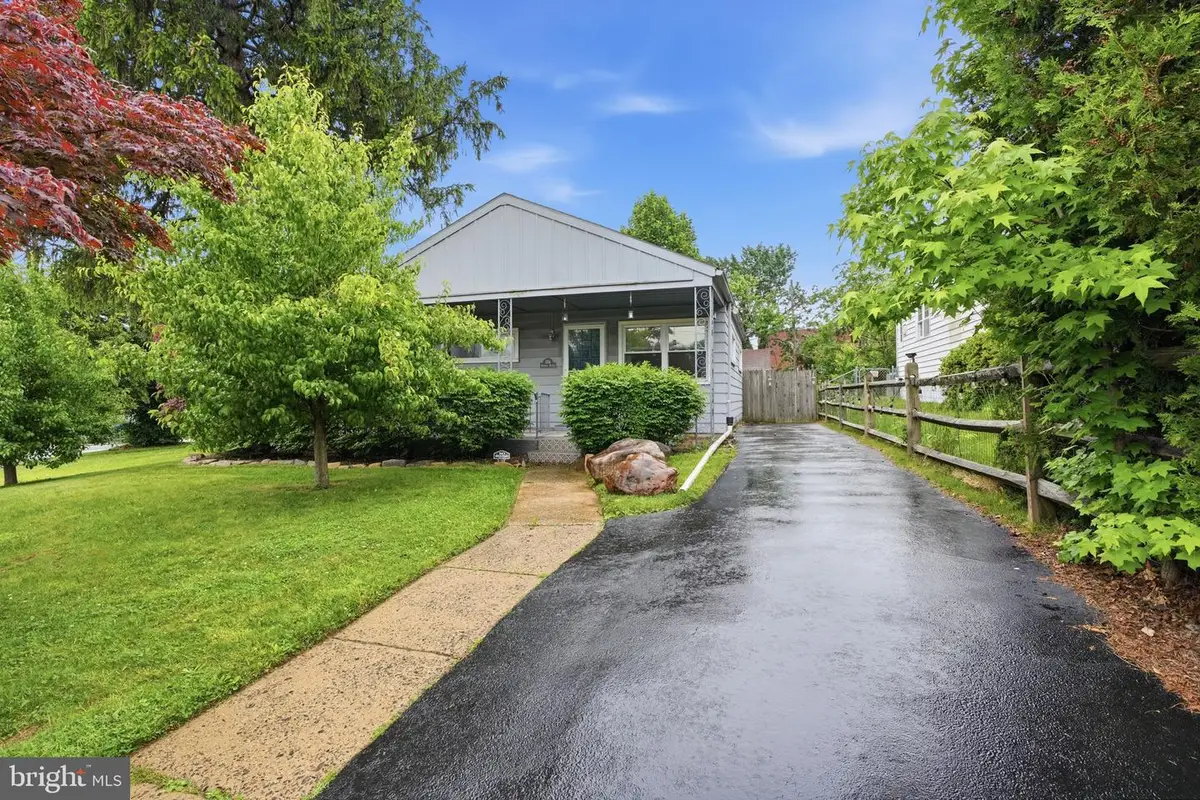 504 Overhill Ave, Philadelphia, PA 19116 - #1