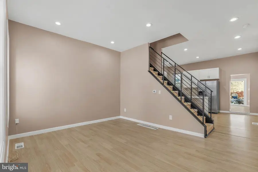 2658 Martha St, Philadelphia, PA 19125 - #3