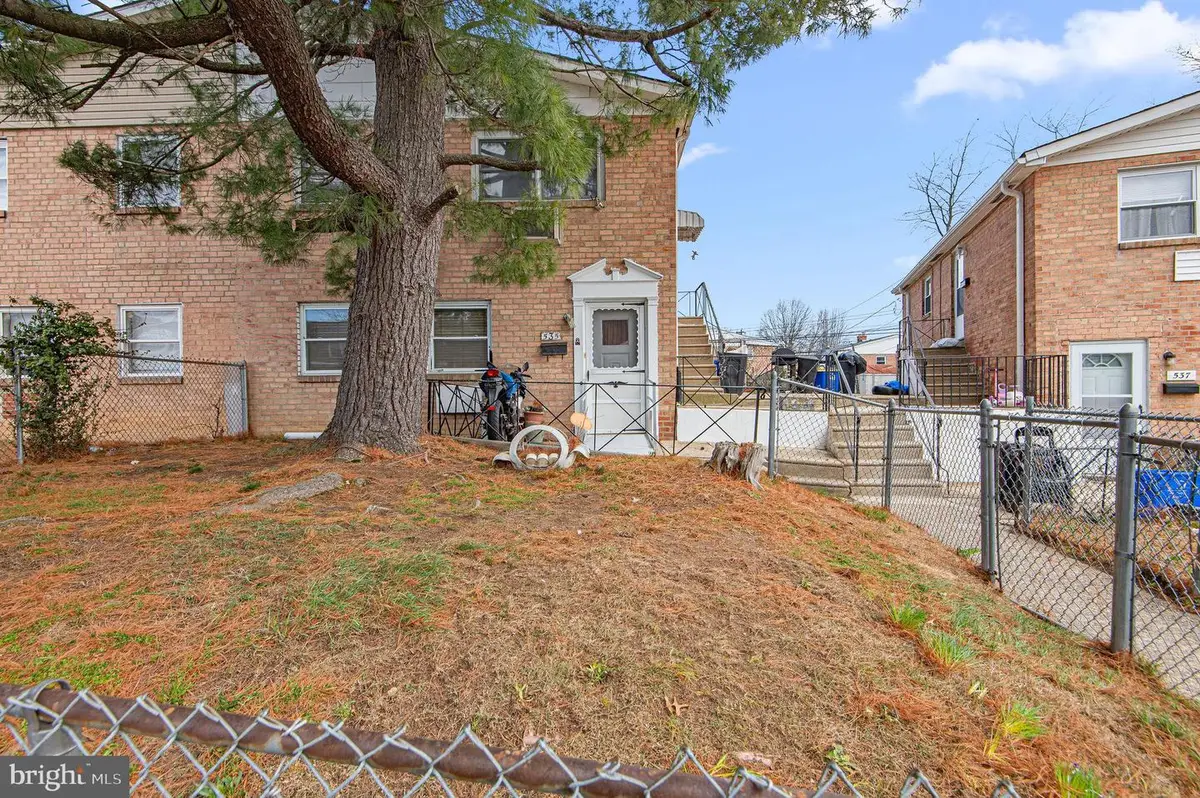 535 Avon St, Philadelphia, PA 19116 - #1