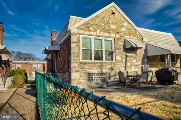 8171 Lister St, PHILADELPHIA, PA 19152