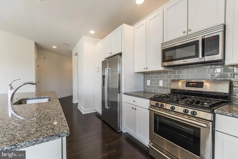 600 S 24th St #210, Philadelphia, PA 19146 - #1