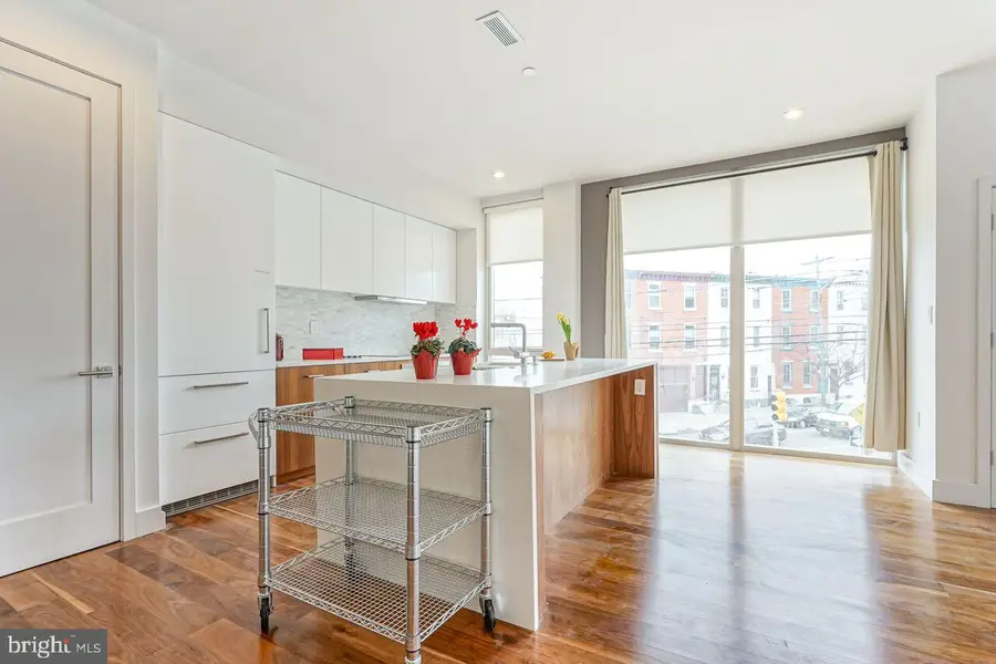 621-23 S 24th St #206, Philadelphia, PA 19146 - #3