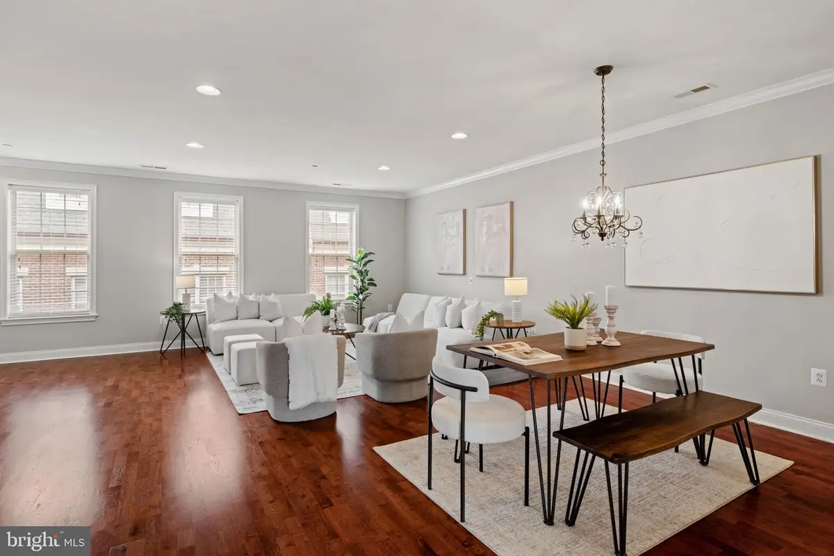 305 Captains Way, Philadelphia, PA 19146 - #1