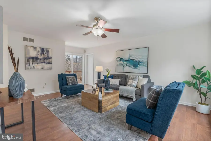 909 Ronnie Cir, Philadelphia, PA 19128 - #3