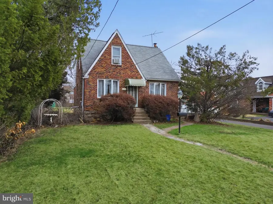 4345 Aubrey Ave, Philadelphia, PA 19114 - #3