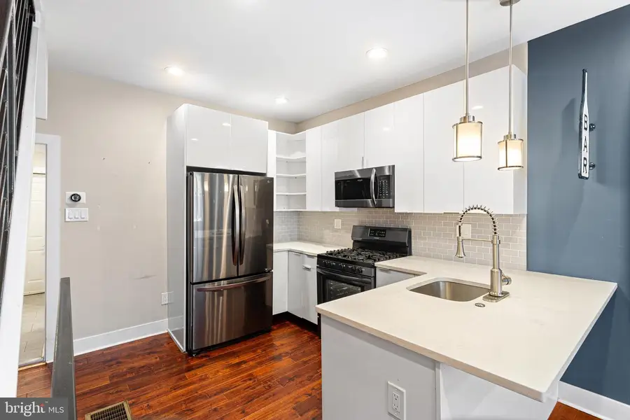 1233 N Lecount St, Philadelphia, PA 19121 - #3