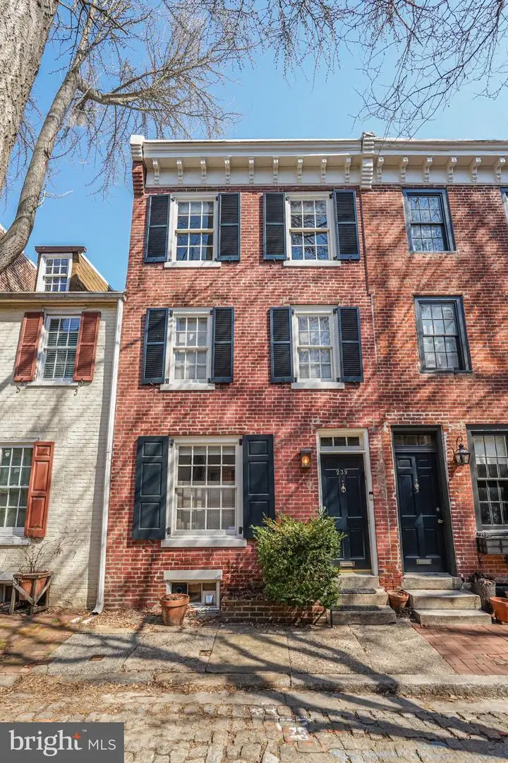 239 S Quince, Philadelphia, PA 19107 - #1