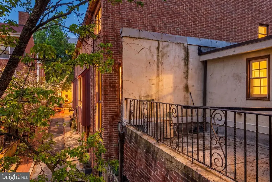 244 S 9th St, Philadelphia, PA 19107 - #3