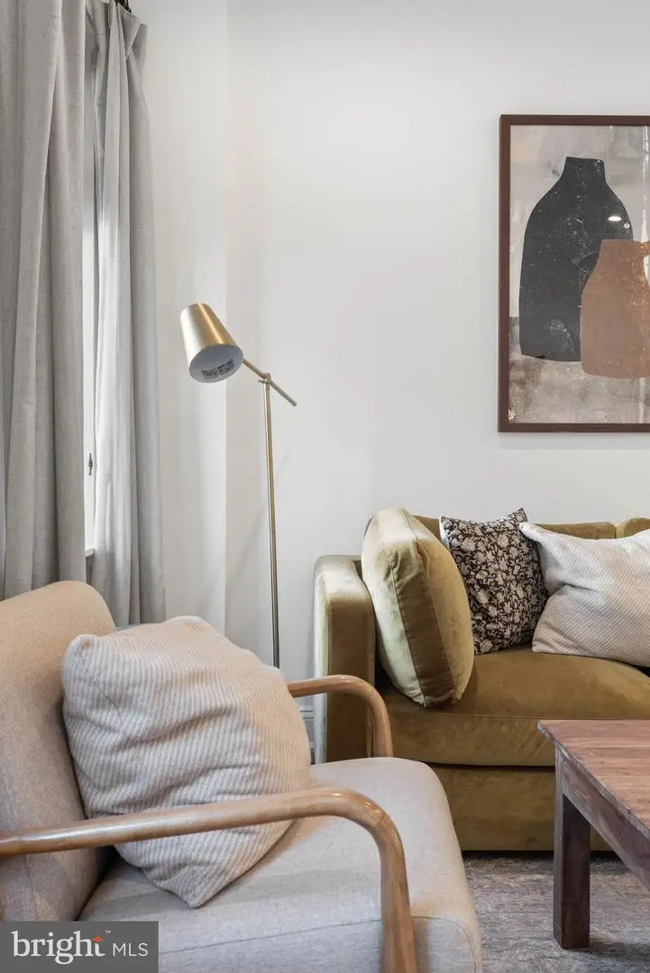 334 Greenwich St, Philadelphia, PA 19147 - #3