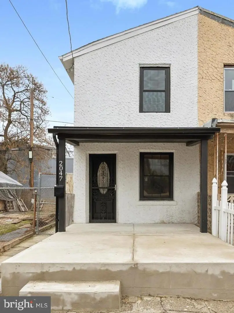 2047 N Randolph St, Philadelphia, PA 19122 - #1