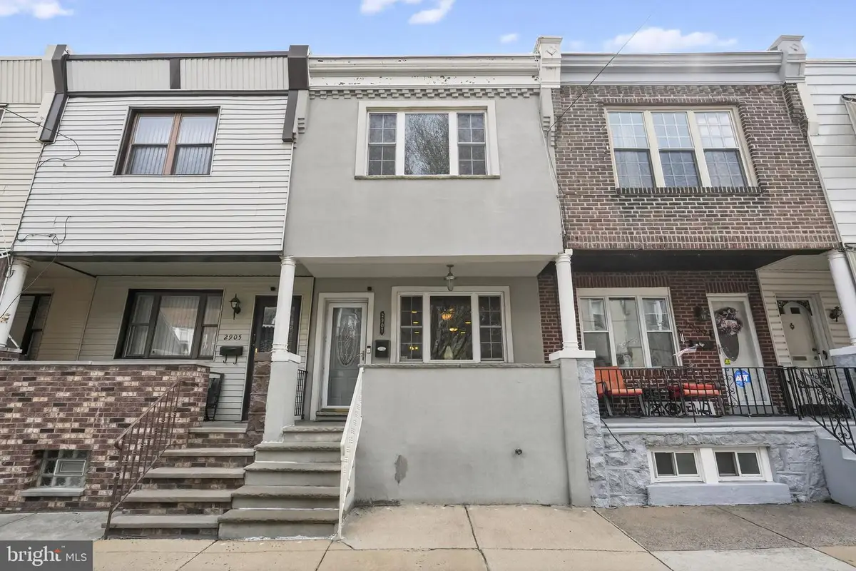 2907 S Sydenham St, Philadelphia, PA 19145 - #1