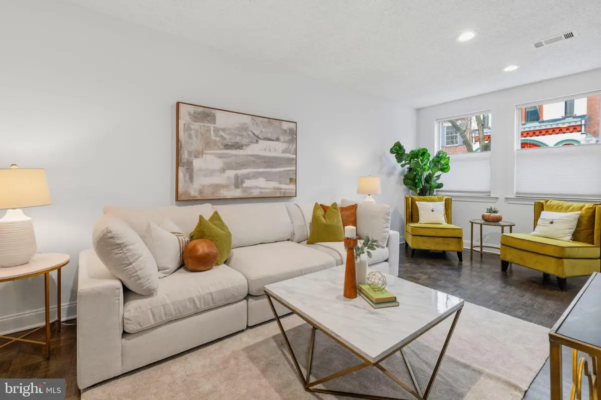 736 S 6th St, Philadelphia, PA 19147 - #1