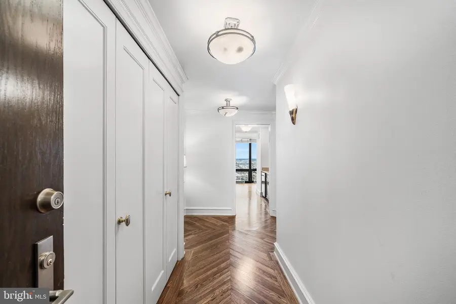 2018 Walnut St #21l, Philadelphia, PA 19103 - #2