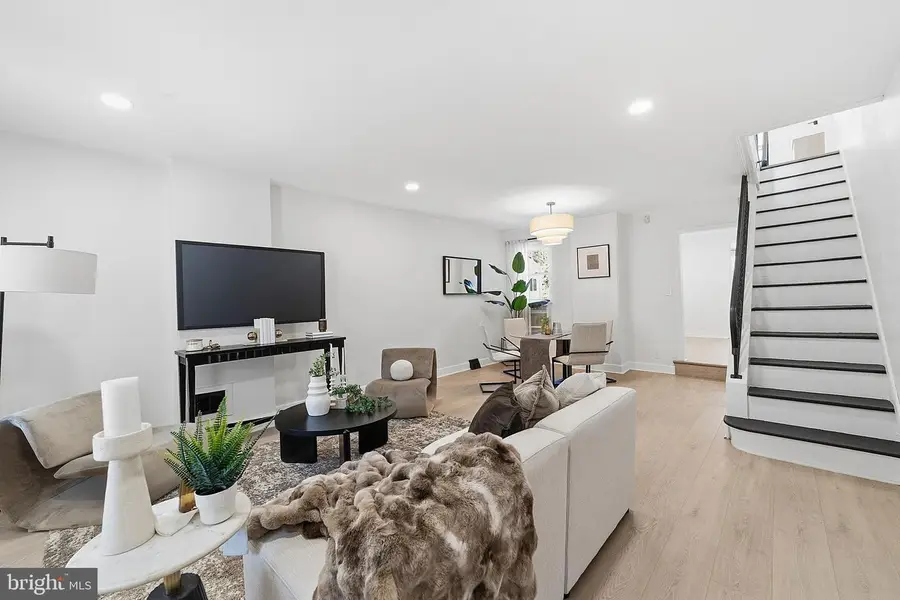 3411 Ainslie St, Philadelphia, PA 19129 - #2