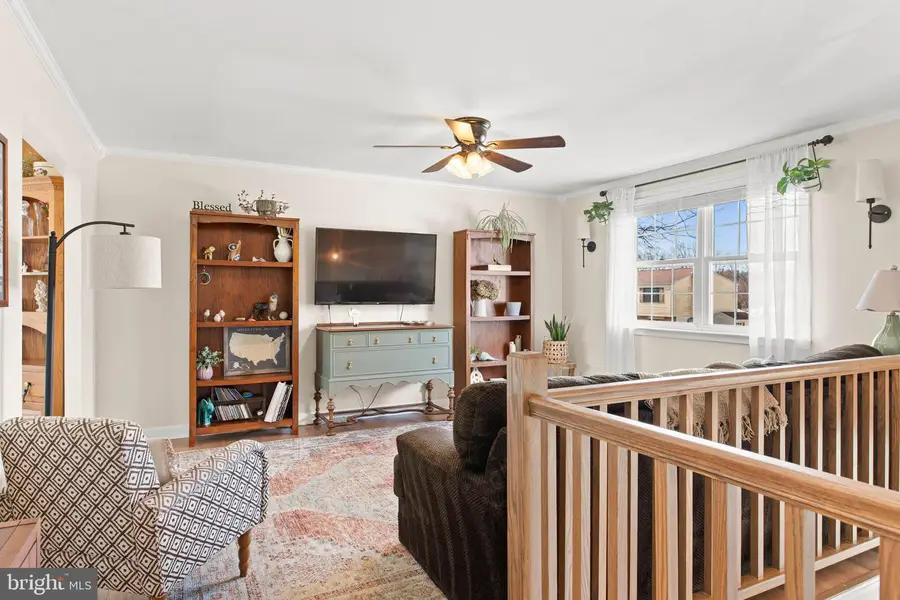 8617 Steeple Dr, Philadelphia, PA 19128 - #3