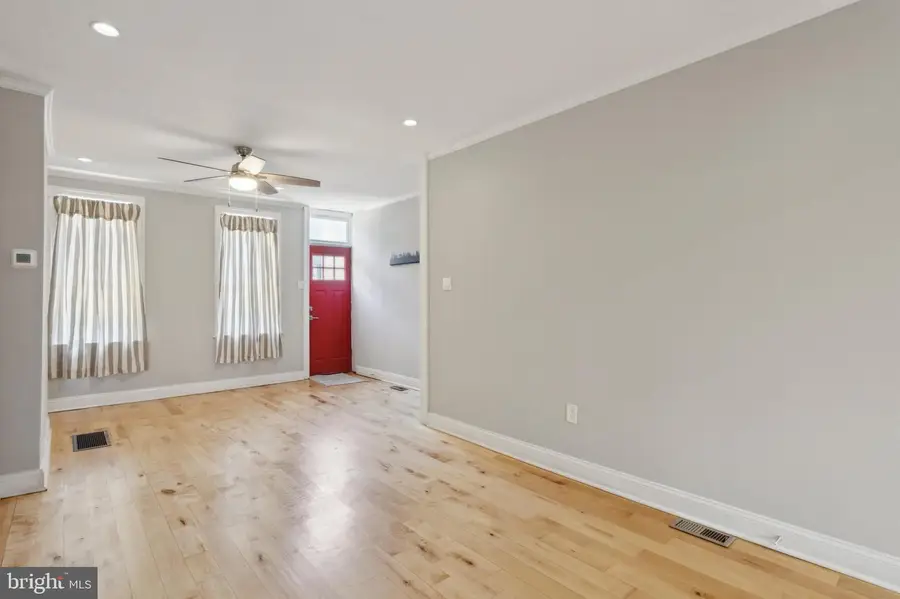1930 Pierce St, Philadelphia, PA 19145 - #2