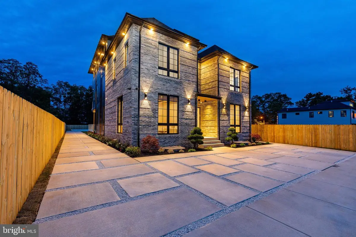 9739-00 Krewstown Rd, Philadelphia, PA 19115 - #1