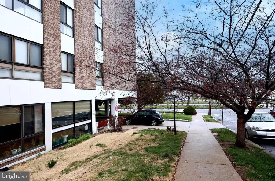 7600 E Roosevelt Blvd #906, Philadelphia, PA 19152 - #2