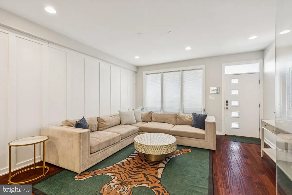 922 N Marshall St, Philadelphia, PA 19123 - #1