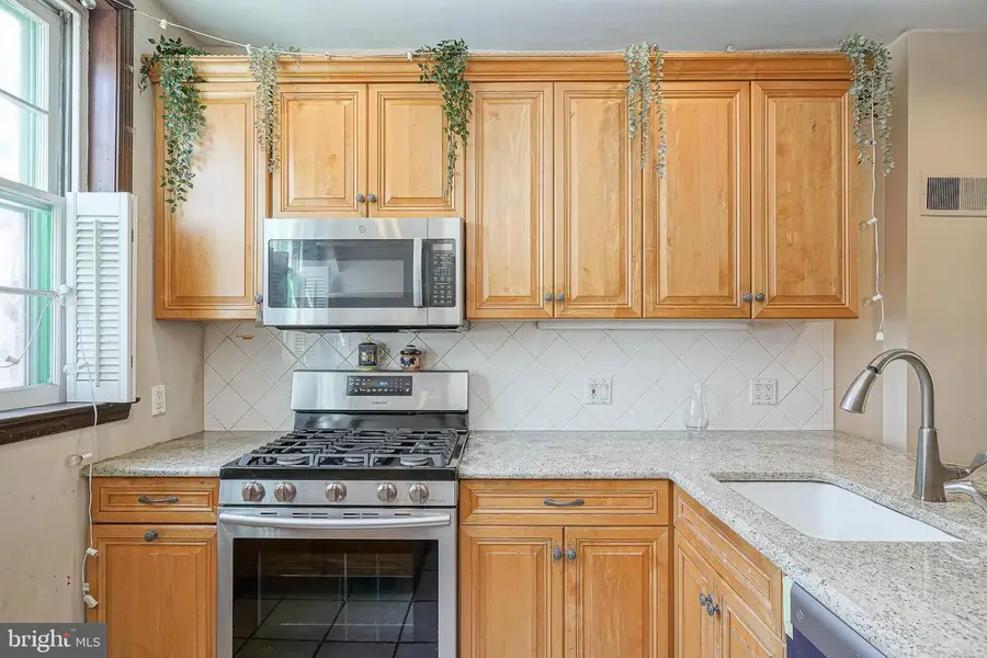 522 S 24th St, Philadelphia, PA 19146 - #3