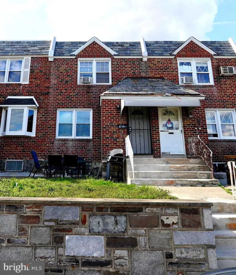 6734 Revere St, Philadelphia, PA 19149 - #1