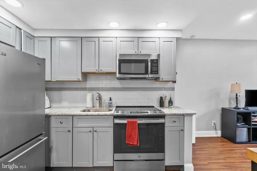 1324 Locust St #203, Philadelphia, PA 19107 - #2