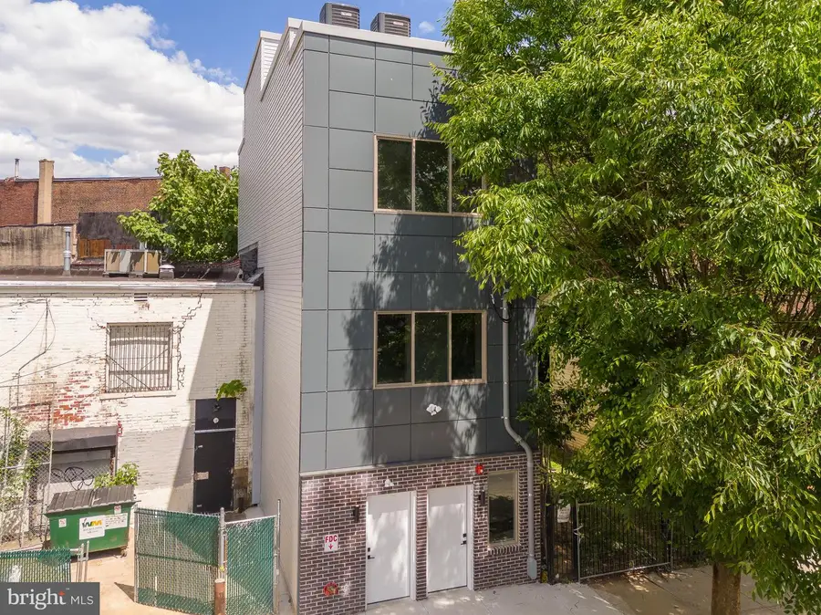 631 N Preston St, Philadelphia, PA 19104 - #2