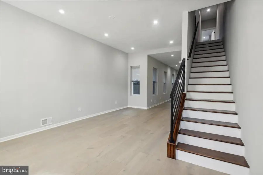 2709 W Glenwood Ave, Philadelphia, PA 19121 - #2