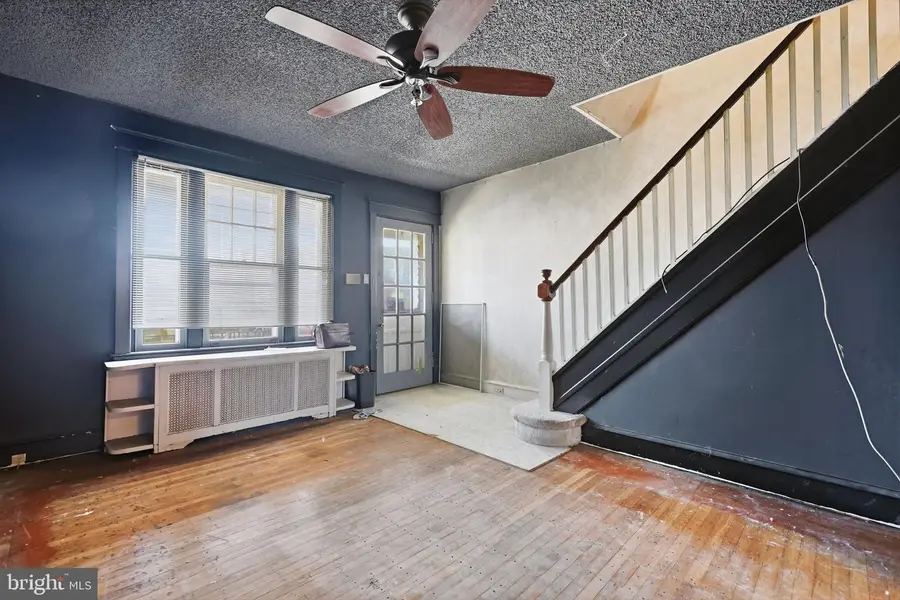 5718 Hegerman St, Philadelphia, PA 19135 - #3
