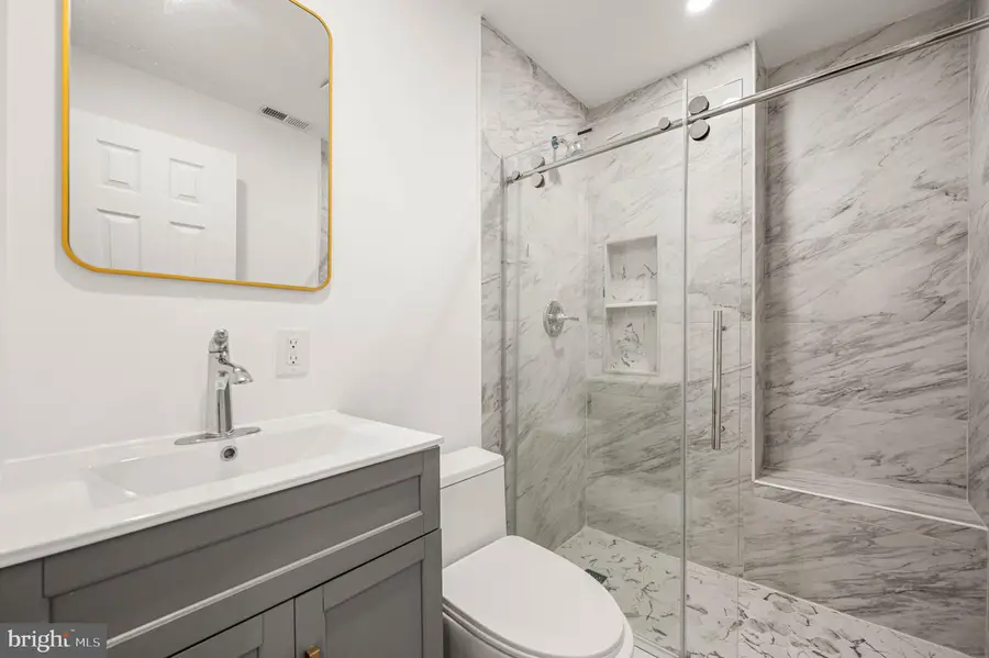 2103 S Daggett St, Philadelphia, PA 19142 - #3