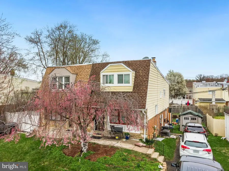 1043 Foster St, Philadelphia, PA 19116 - #2